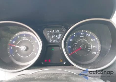 2015 Hyundai Elantra Se z USA, uszkodzony, nr VIN KMHDH4AEXFU388248